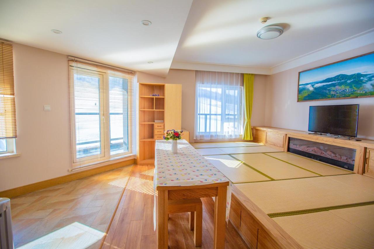 Songhua Lake Qingshan Snow View Apartment Jilin Экстерьер фото